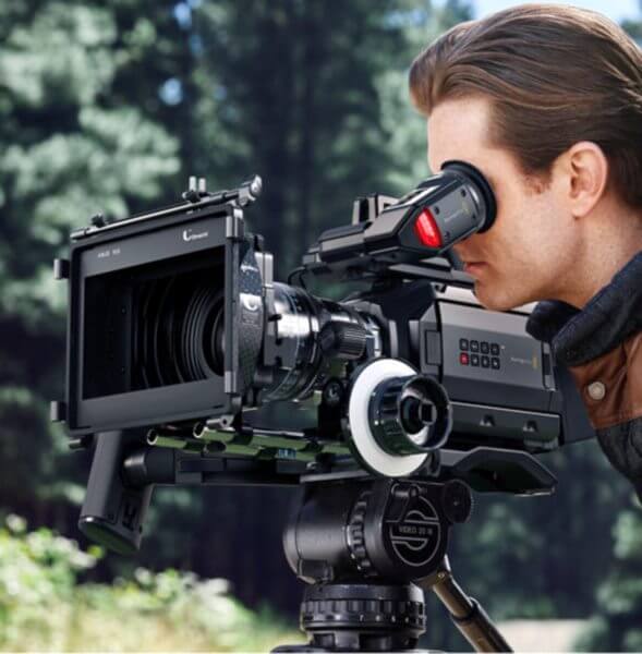 URSA Mini 4K Digital Cinema Camera (EF Mount) Body only